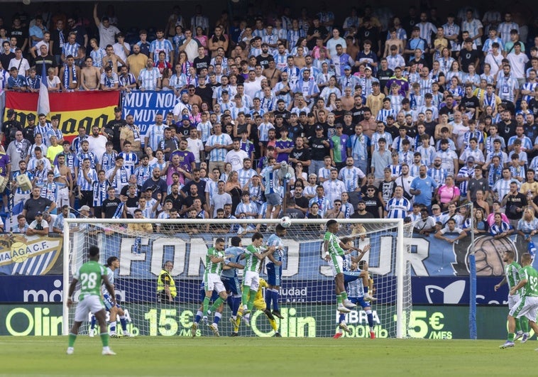 El Málaga continúa lanzado en Segunda: tendrá un presupuesto de unos 21 millones